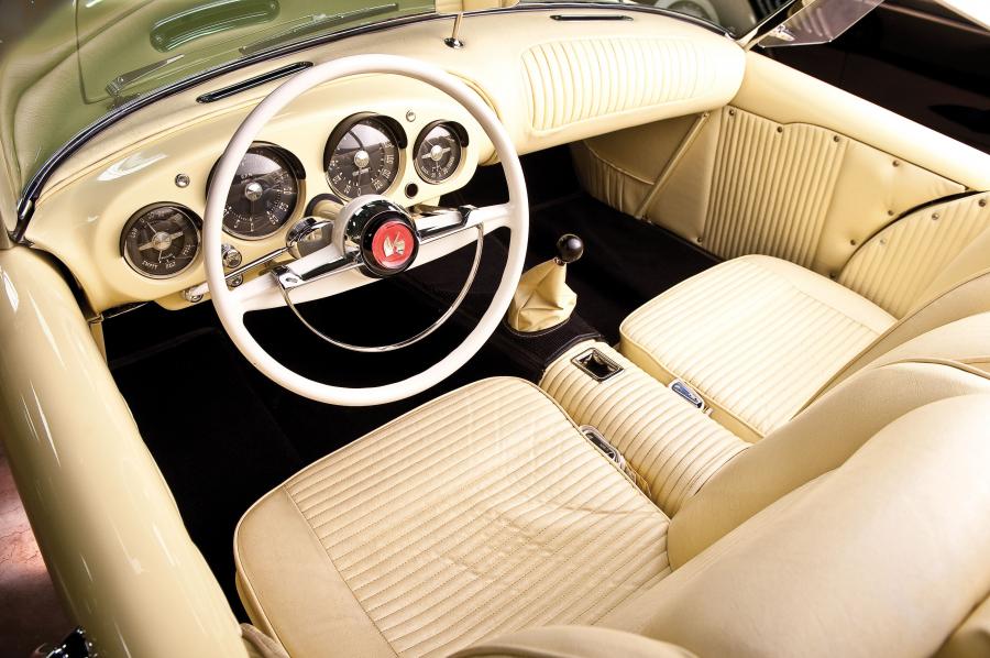  Kaiser-Darrin Roadster White 1954 года  (фото 2 из 4)